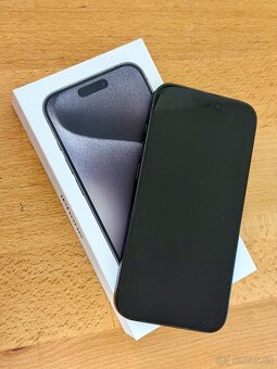 IPhone 15 Pro 256GB Titanium TOP stav - 2