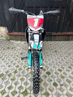 Kawasaki KXF 250 - 2011 - 2