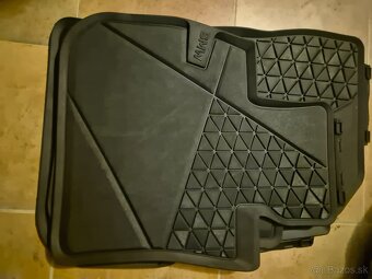 Originál BMW gumové rohoze..X1. - 2