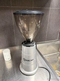 Profesionálny kávomlynček Macap MXD - 2
