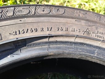 2 ks zimné pneu 215/60r17 - 2