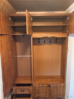 Predsieňový nábytok - 2