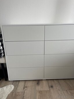 Komoda - 2