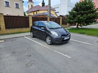 Toyota YARIS 74kW automat – veľmi dobrý stav - 2