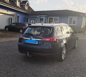 Insignia 2.0TDci Sports Tourer - 2