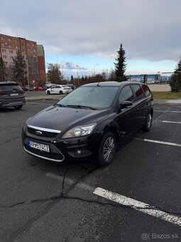 Ford Focus Combi 2.0 16V Duratech Ghia - 2