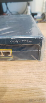 Cisco switch WS-C2950-24 - 2