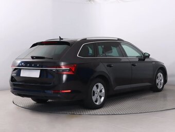 ŠKODA SUPERB III. Combi na prenájom aj na taxi - 2