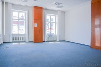 Kancelárske priestory na prenájom | Námestie SNP -Banská Bys - 2