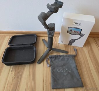 🎥🤳 Predám DJI Osmo Mobile 3 Combo - 2