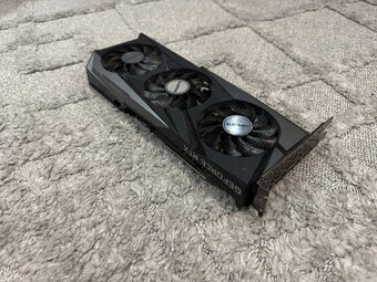 GIGABYTE GeForce RTX 3060 GAMING OC 12G - 2