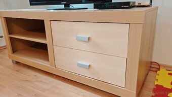 Predám TV stolík - 2