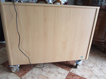 Polohovateľná elektrická posteľ - 2