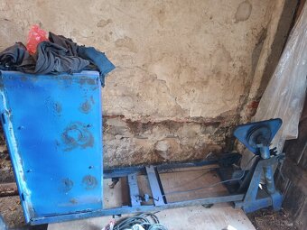 Držák rezervy s bednou V3S - 2