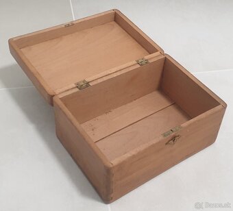 Stará drevená šperkovnica - 2