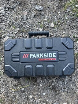 Akumulátorová priamočiara píla - 2