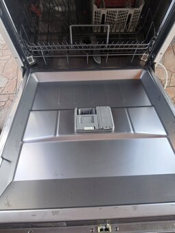 Umývačka riadu MORA - 2