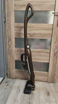 Bosch 2v1 vysávač - 2