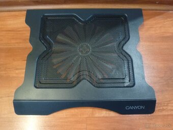 Predám chladiacu podložku pod notebook CANYON. - 2