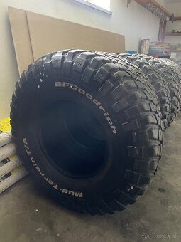 Km2 37x12.5 R17 - 2