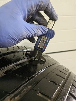 Letné Pneu 275/45 R20 - 2