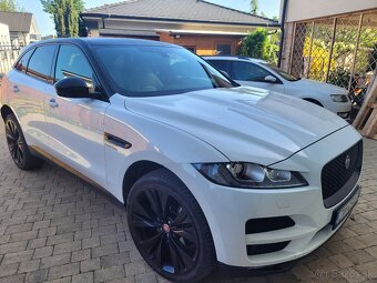 Predám SUV Jaguar F-PACE 2,0 d, 4/2017, automat 4x4 - 2