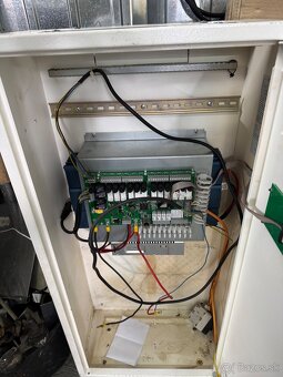 Záložný akumulátorový system AWEX SPS1000 - 2