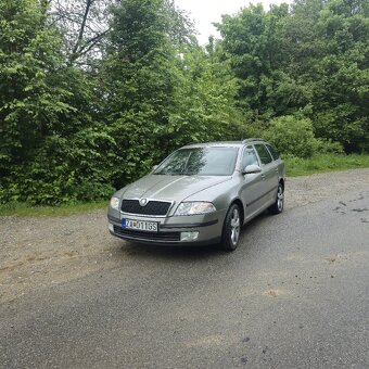 Škoda octavia combi 2,0tdi DSG - 2