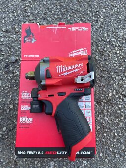 Milwaukee m12 - 2