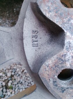 5x100 205/55R16 - 2