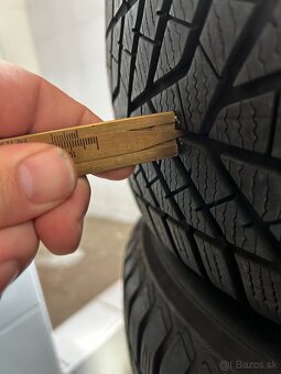 Yokohama 215/60 R16 - 2