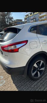 Predám NISSAN QASHQAI automat - 2