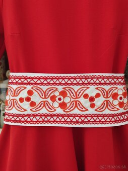 Zľava - vyšívané madeirové šaty zn. J. Wurll Kocanová - 2