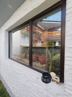 Predám okno a posuvnu zastenu - 2