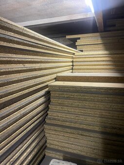 Drevotrieskova Doska Brusena s Perom a Drazkou - 2