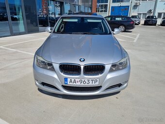 BMW e90 318d automat, xenon, šíber... - 2