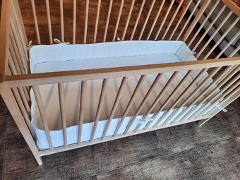 Detská postieľka IKEA, matrac, mantinel, plachty - 2