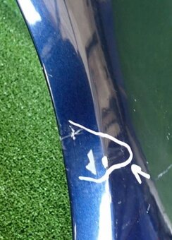 mercedes C blatník w204 - 2