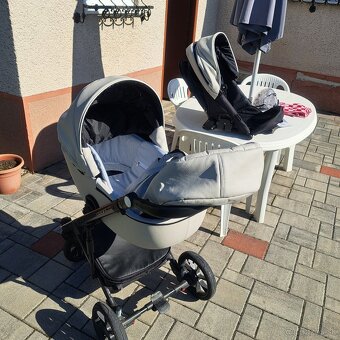 Detský kočiar s vakom. - 2