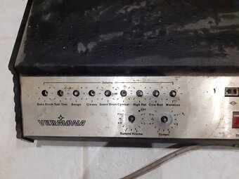 Elektronický bubeník ER9 - 2