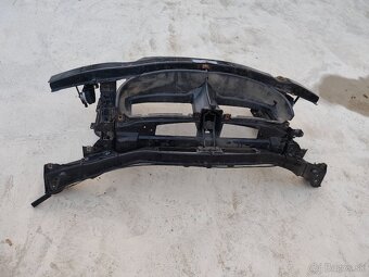 BMW e90 predná stena - 2