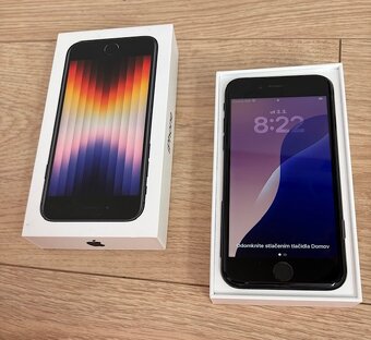 Predám iPhone SE 2020 - 2