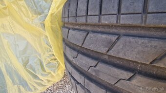 Pneu Hankook 265/30 R22 - 2