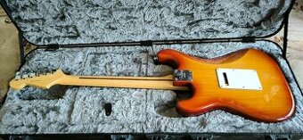 Fender American Professional Stratocaster - 2