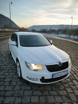 Škoda Superb 2.0 TDI - 2