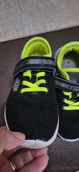 Tenisky, topánky, papuče, slip on, gumáky – rôzne veľkosti - 2