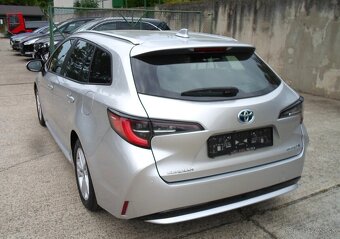 Toyota Corolla Combi TS 1.8 Hybrid e-CVT Comfort - 2