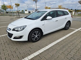 Opel astra j sport tourer - 2