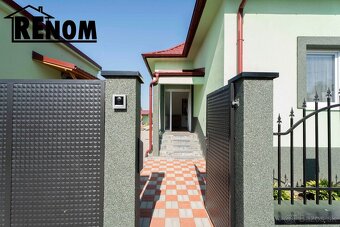 Zrekonštruovaný dom s prístavbami // pozemok 22,44ár - 2