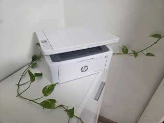 Tlačiareň HP LaserJet M140we - 2